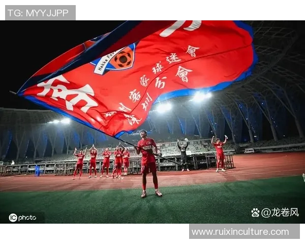 中超联赛激战正酣球迷热情高涨期待精彩对决