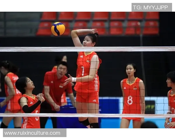 杭州排球队以96分稳居锦标赛积分榜首位争夺冠军希望依然强劲 杭州排球队以96分稳居锦标赛积分榜首位争夺冠军希望依然强劲