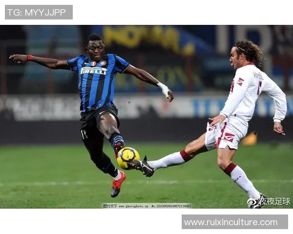 足球场上的搞笑瞬间让你捧腹大笑的趣事分享 足球场上的搞笑瞬间让你捧腹大笑的趣事分享